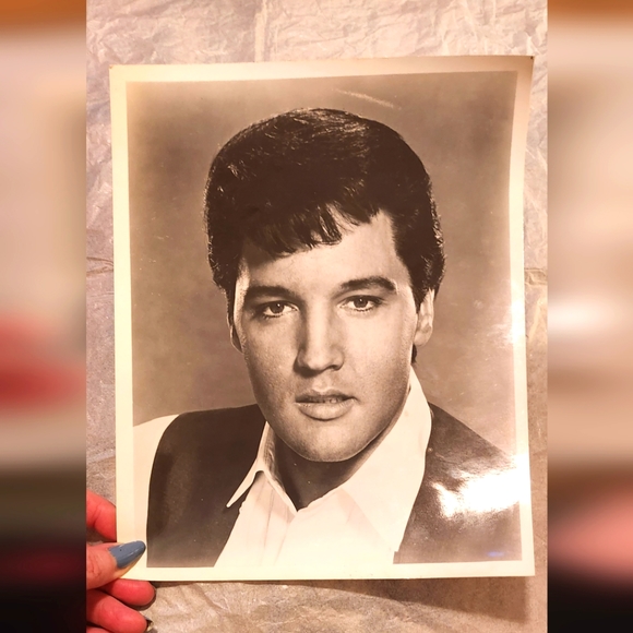 VINTAGE 5 Elvis Presley Glossy Photos 8 X 10 - Picture 2 of 6
